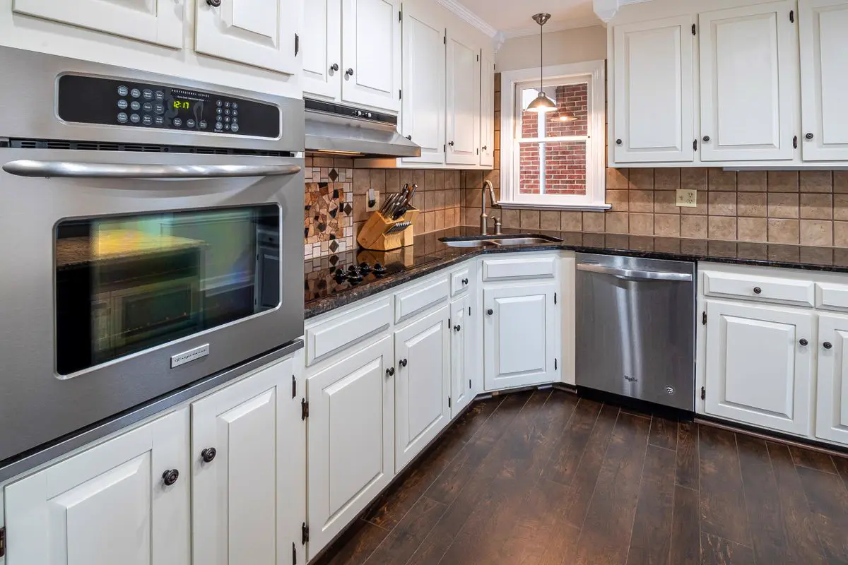 kitchen cabinets